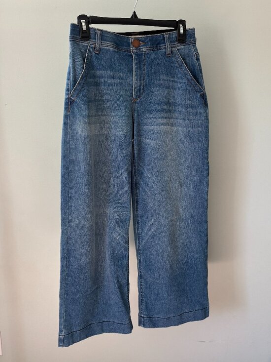 Democracy Denim - Democracy "Ab"solution Wide-Leg Cropped Jeans Size 4 Like New
